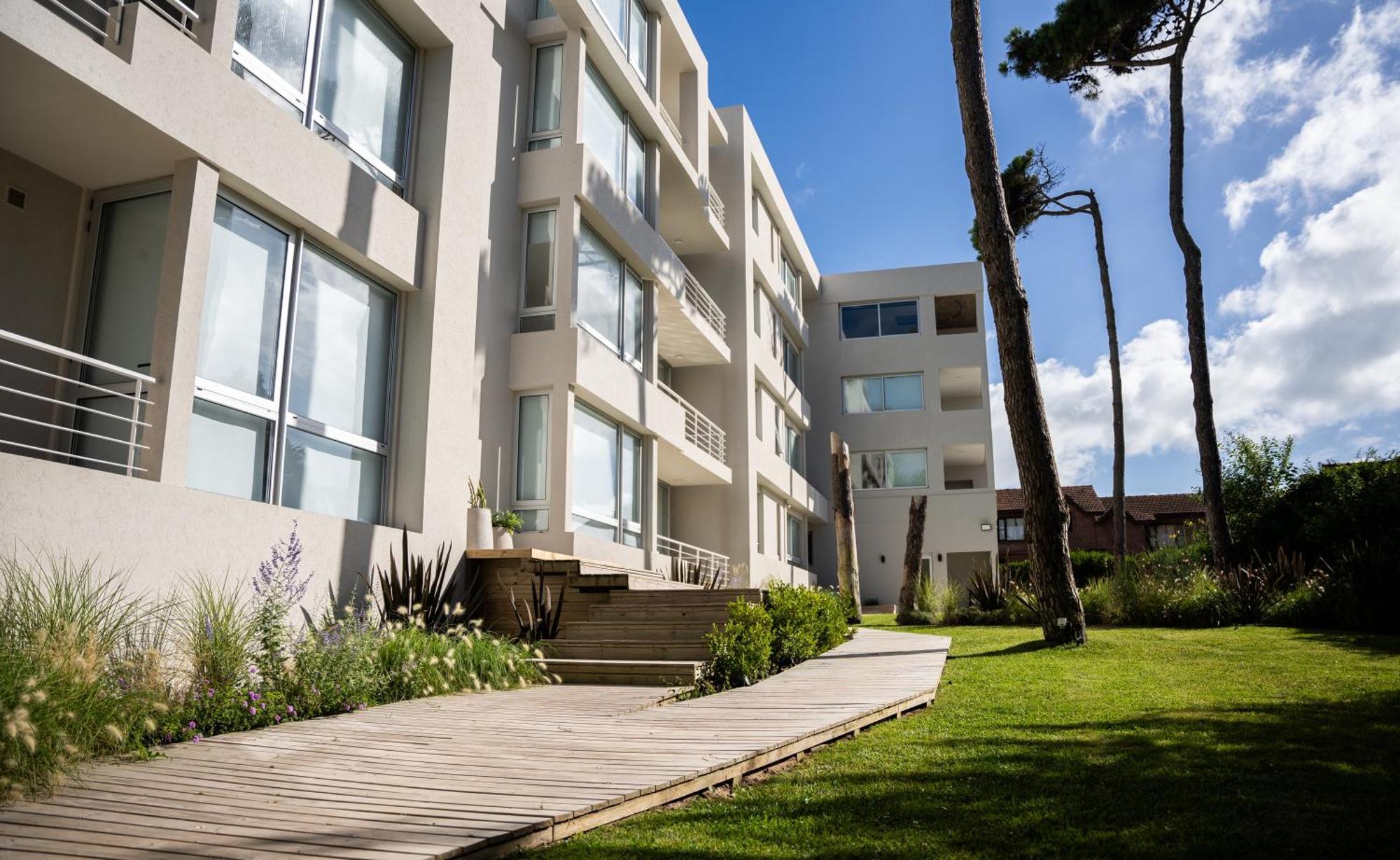 Vista Apartment *